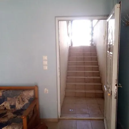 Αpartment At The Entrance Of The City Dimitropoulos Egio Exterior foto